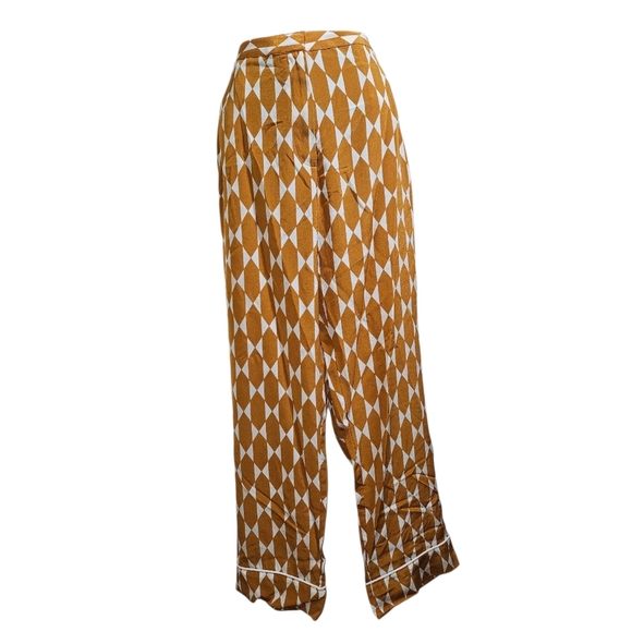 Tory Burch Pants - NWT Tory Burch Devi Pant in Gold Diamond Tile Size 6 Small Medium
